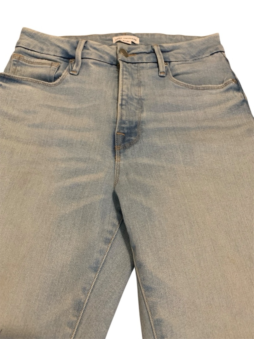 NWOT Good American Light Wash Denim Jeans in Pale Blue